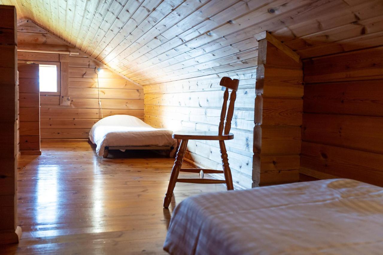 Les Chalets De Grazimis Condom Exterior photo