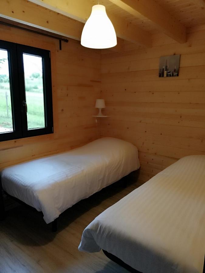 Les Chalets De Grazimis Condom Exterior photo