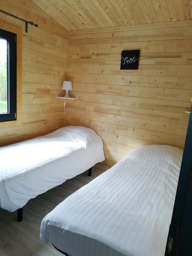 Les Chalets De Grazimis Condom Exterior photo